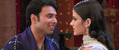 女友嫁人了，新郎不是我剧照的剧照