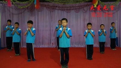 大爱无言剧照的剧照