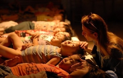 大爱无言剧照的剧照