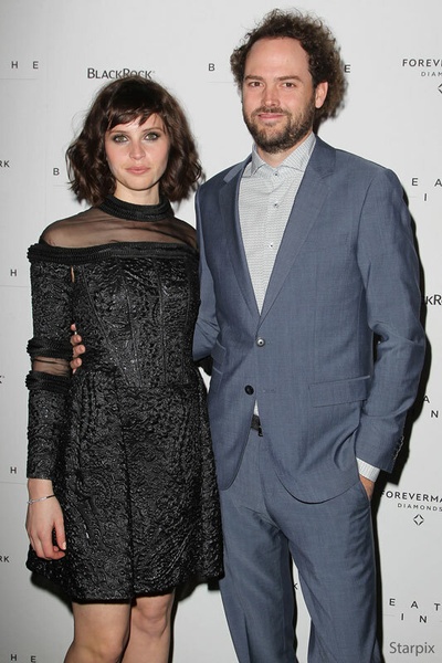 生活似流水剧照的剧照