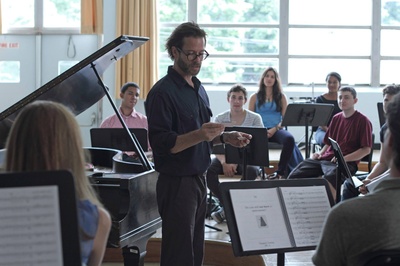 生活似流水剧照的剧照