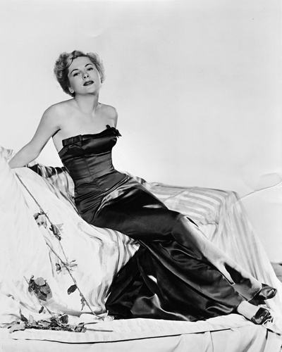 香染石榴裙剧照的剧照