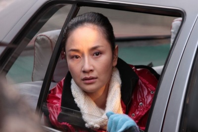 跟踪孔令学剧照的剧照