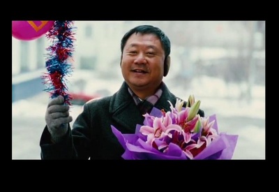 跟踪孔令学剧照的剧照