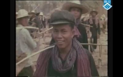 英雄的人民：访问柬埔寨解放区剧照的剧照