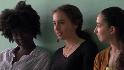 年轻的孤寂剧照的剧照