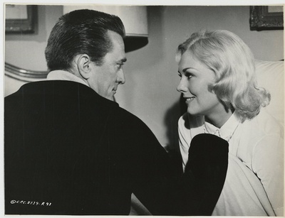 相逢何必曾相识剧照的剧照