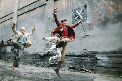 哈尔姆斯剧照的剧照