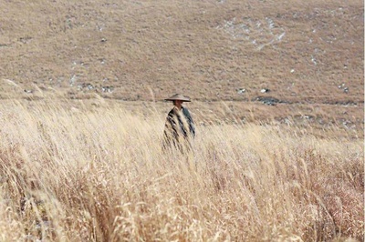 密使和看守人剧照的剧照