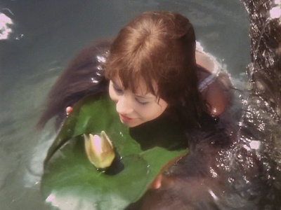 瓦莱莉和她的奇迹一周剧照的剧照