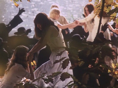 瓦莱莉和她的奇迹一周剧照的剧照