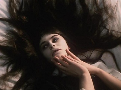 瓦莱莉和她的奇迹一周剧照的剧照