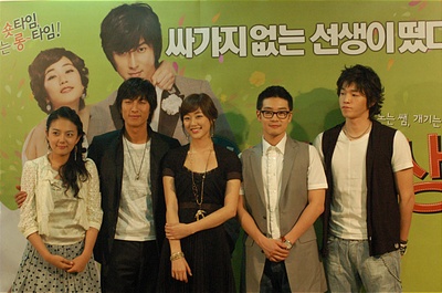 无赖老师剧照的剧照