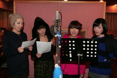 甜蜜的谎言剧照的剧照