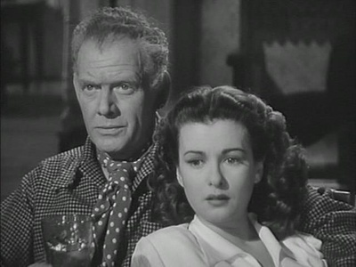 海滩上的女人剧照的剧照