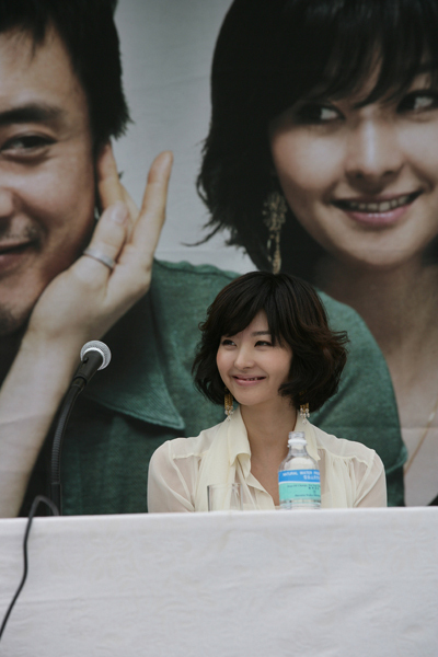 海边的女人剧照的剧照