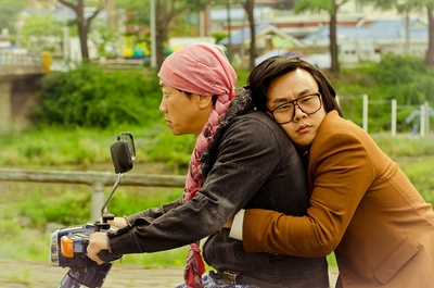 钢铁大吴剧照的剧照