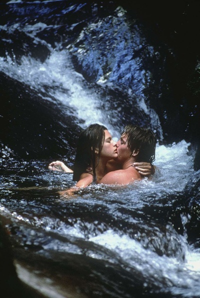 重回蓝色珊瑚礁剧照的剧照