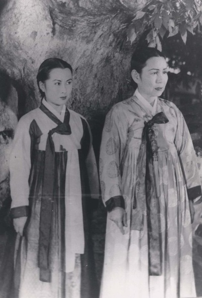 蔷花红莲传剧照的剧照