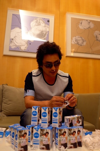 我妻子的一切剧照的剧照