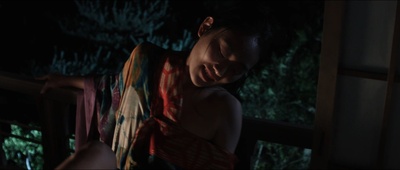 菊与断头台剧照的剧照