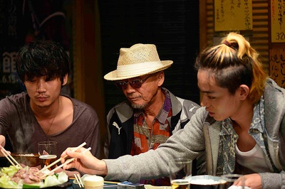 只在那里发光剧照的剧照