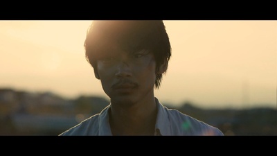 只在那里发光剧照的剧照