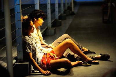 只在那里发光剧照的剧照