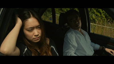 只在那里发光剧照的剧照