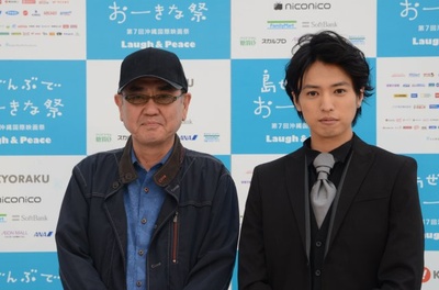 群青色大道剧照的剧照