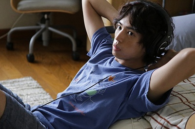 群青色大道剧照的剧照