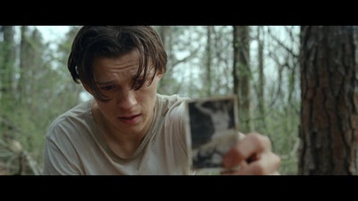 神弃之地剧照的剧照