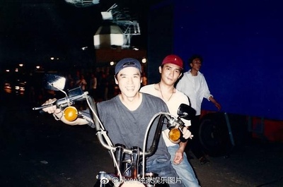 救世神棍剧照的剧照