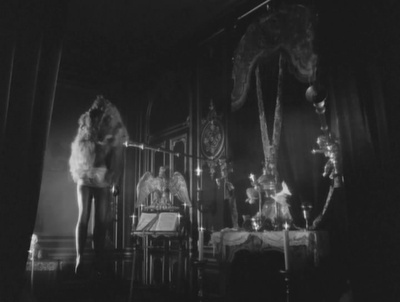 被窃油画的假设剧照的剧照