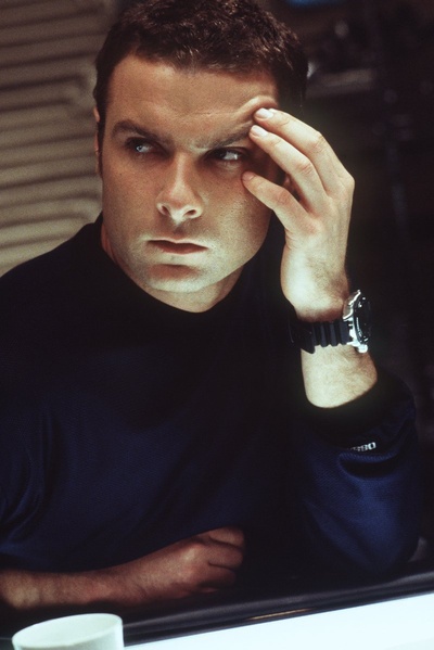 深海圆疑剧照的剧照