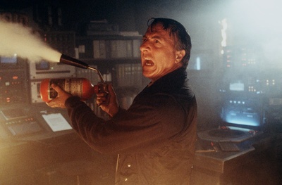 深海圆疑剧照的剧照