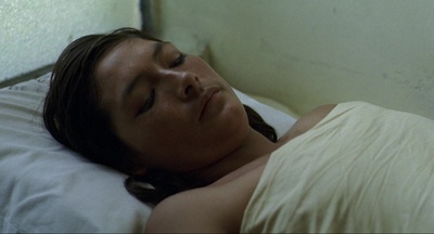 伤心的奶水剧照的剧照