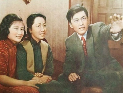 革命家庭剧照的剧照