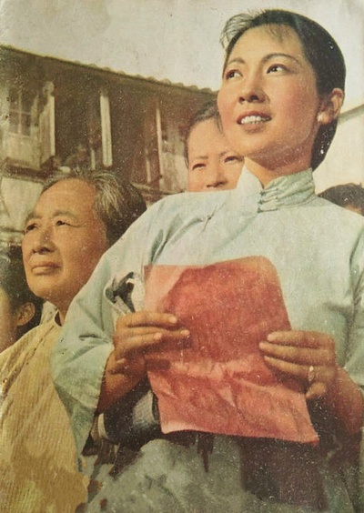 革命家庭剧照的剧照