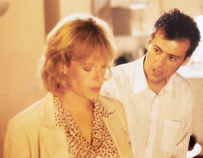 忘记她是他剧照的剧照