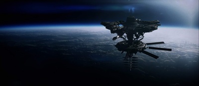 穿越白色空间剧照的剧照