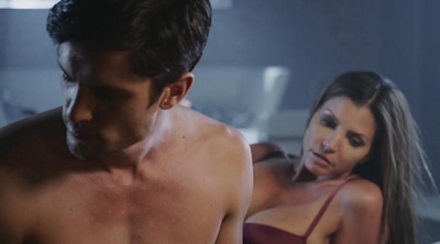 捆绑我爱着我剧照的剧照