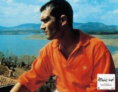 捆着我，绑着我剧照的剧照