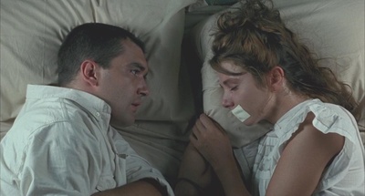 捆着我，绑着我剧照的剧照