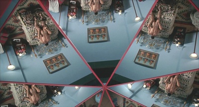 捆着我，绑着我剧照的剧照