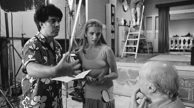 捆着我，绑着我剧照的剧照