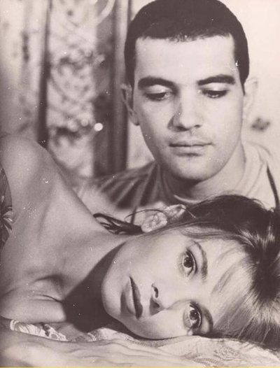 捆着我，绑着我剧照的剧照