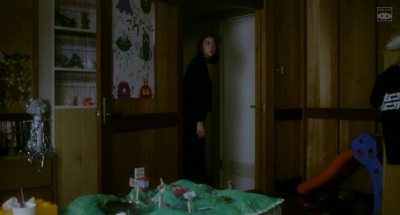 犬鸣村剧照的剧照