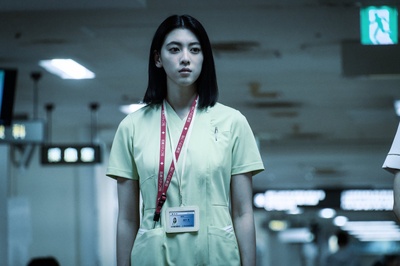 犬鸣村剧照的剧照