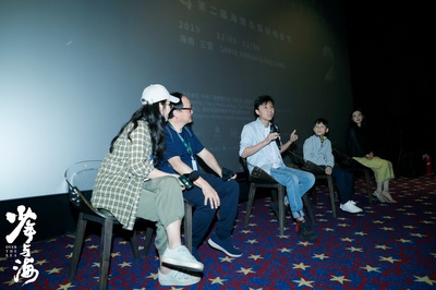 少年与海剧照的剧照